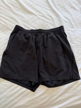 Lululemon Men’s Linerless Pace Breaker gym shorts - medium - black - M7B86S